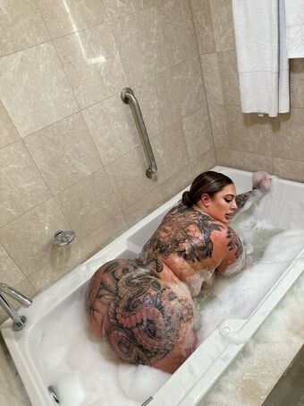 missthickntatted