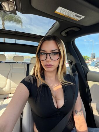 mole Голе фотографије OnlyFans 47