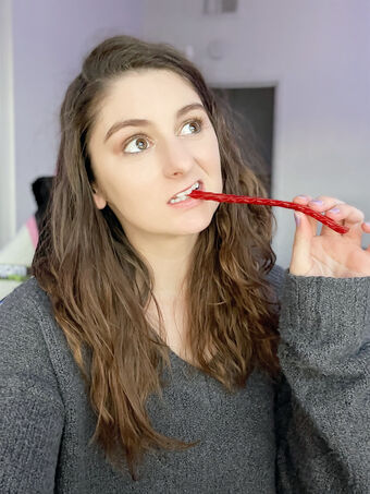 Molly Голе фотографије OnlyFans 13