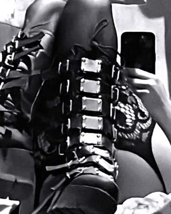 mongothic Голе фотографије OnlyFans 2