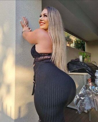 Monique De Dios