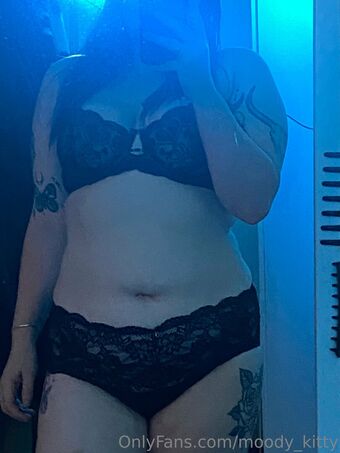 moody_kitty