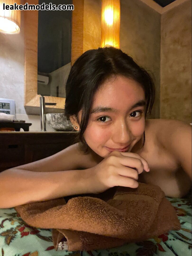 Moon blitz asmr nude