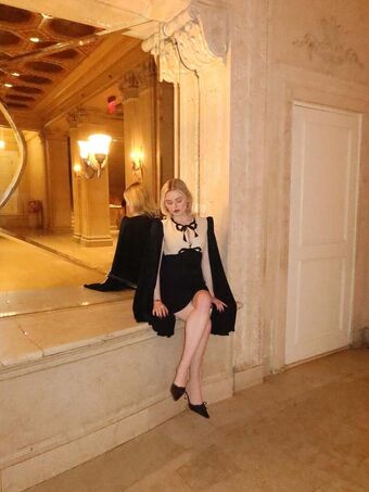 Morgan Lily Голе фотографије OnlyFans 29