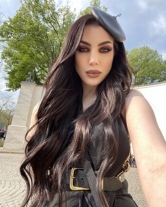 Morgana Threnody in Velvet