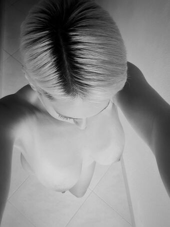 MsPechas Голе фотографије OnlyFans 19
