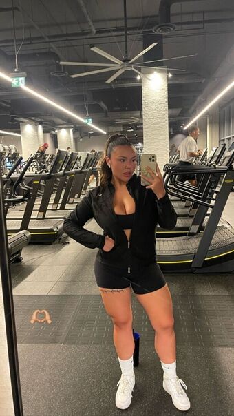 Myah Голе фотографије OnlyFans 10