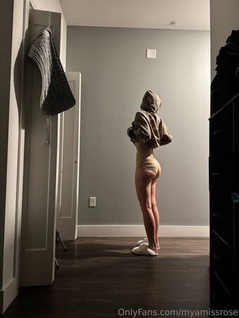 myamissrose Голе фотографије OnlyFans 7