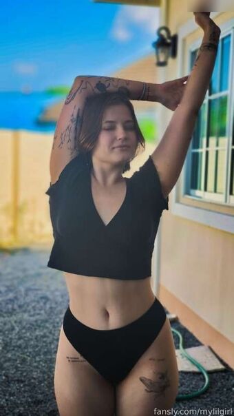 Mylilgirl Голе фотографије OnlyFans 1