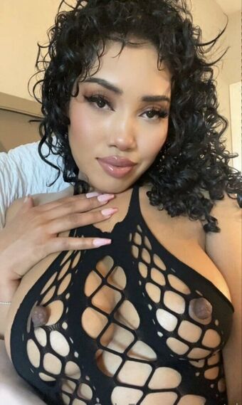 natrl Голе фотографије OnlyFans 9