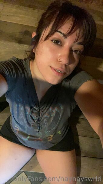 naynayswrld Голе фотографије OnlyFans 11
