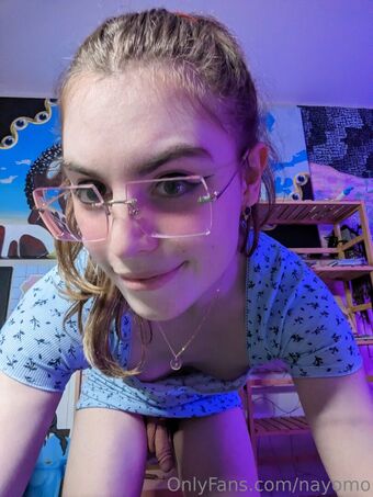 nayomo_