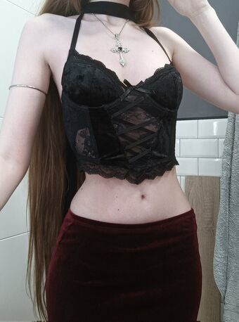 Nee.vrm Голе фотографије OnlyFans 17
