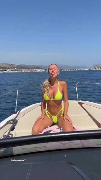 Nela Slovakova Голе фотографије OnlyFans 21