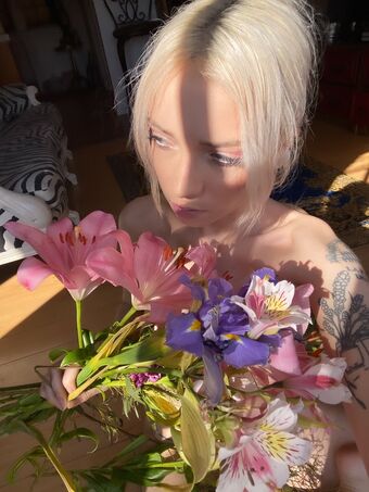 neoliberalhell Голе фотографије OnlyFans 7