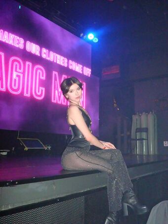 Newinsight Голе фотографије OnlyFans 21