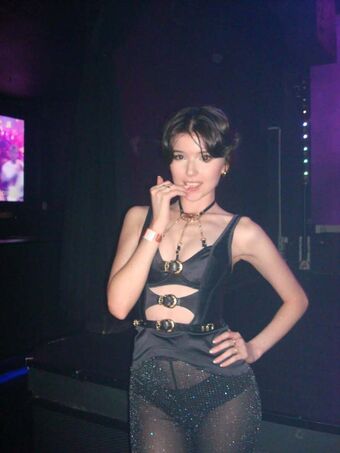 Newinsight Голе фотографије OnlyFans 23