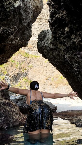 Ni Made Rusmi Голе фотографије OnlyFans 6