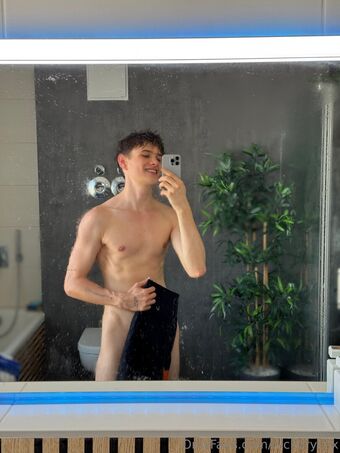 nickbrycex Голе фотографије OnlyFans 34