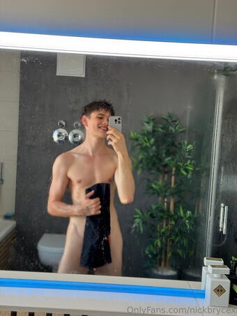 nickbrycex Голе фотографије OnlyFans 35