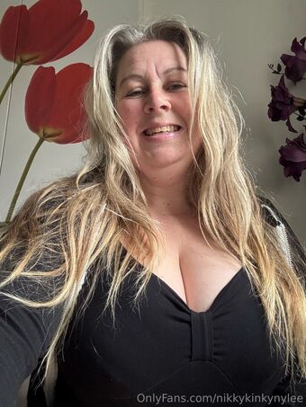 nikkykinkynylee