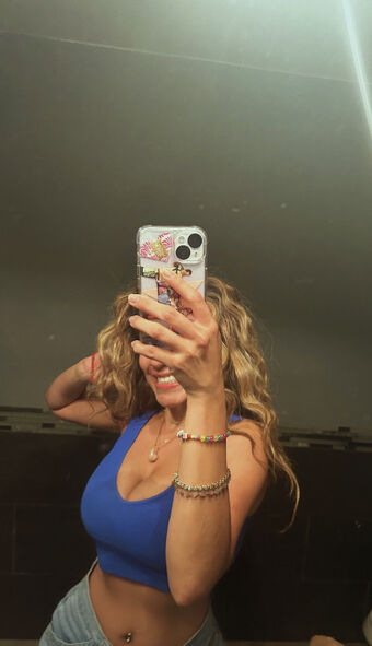 Nilaiyah Rey Голе фотографије OnlyFans 33