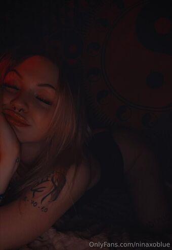 ninaxoblue Голе фотографије OnlyFans 9