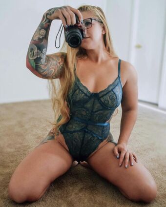 Ninjamrn Голе фотографије OnlyFans 11