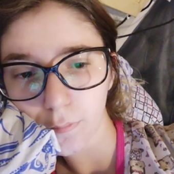 Novinhas Com Peitos Pequenos