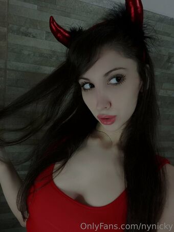 nynicky Голе фотографије OnlyFans 12