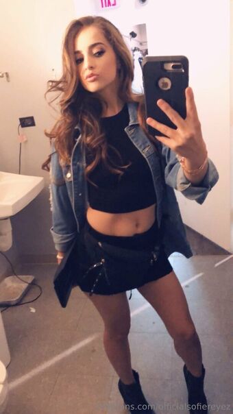 officialsofiereyez Голе фотографије OnlyFans 2