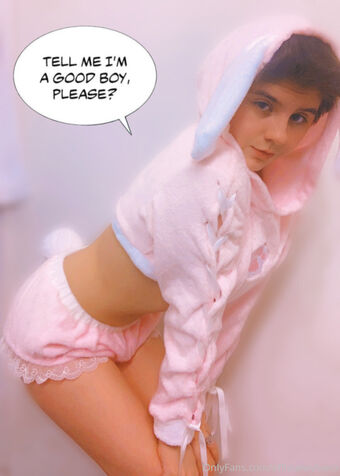 officialwybielo Голе фотографије OnlyFans 32