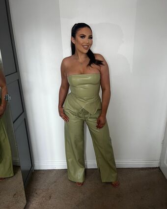 Olivia Paige Cooke Голе фотографије OnlyFans 30