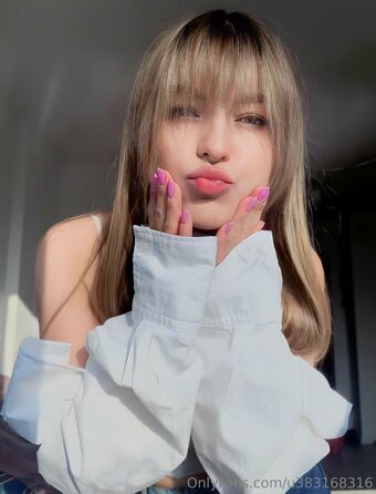olyakoss Голе фотографије OnlyFans 1
