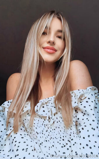 olyakoss Голе фотографије OnlyFans 4