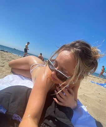 Omaze Голе фотографије OnlyFans 3