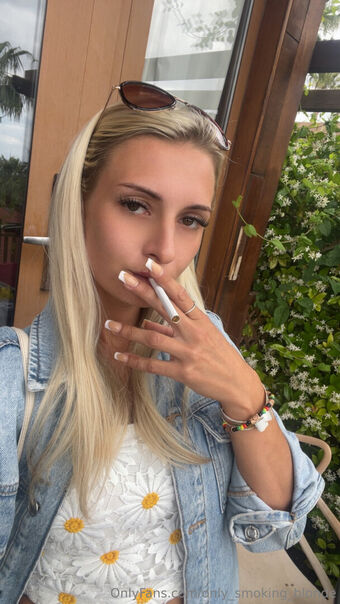 only_smoking_blonde