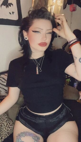 opalaltar Голе фотографије OnlyFans 1