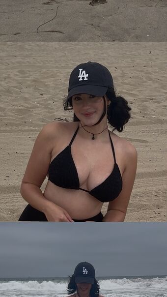 PalmBee Голе фотографије OnlyFans 9