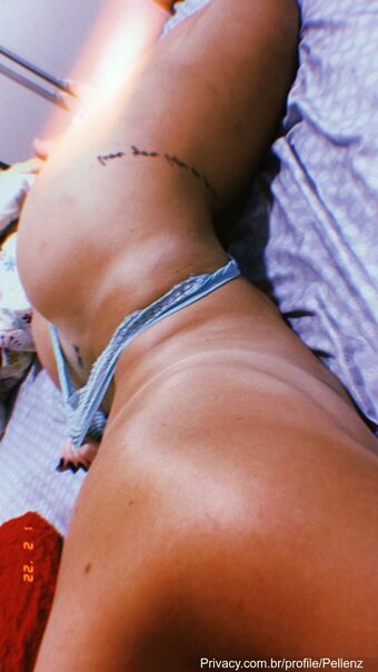 Pellenz Голе фотографије OnlyFans 10