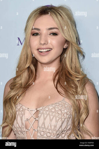 peytonlist Голе фотографије OnlyFans 15