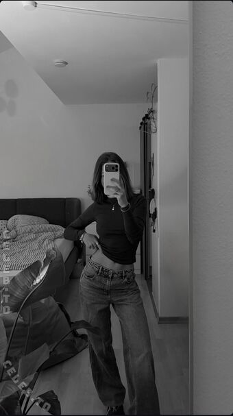 ph1line Голе фотографије OnlyFans 4