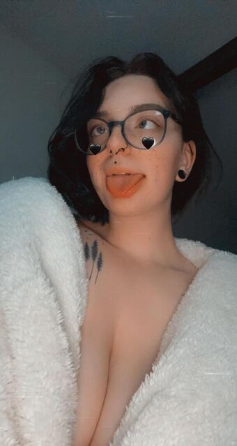 Phoebe_mae