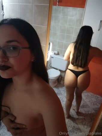 piablake Голе фотографије OnlyFans 20