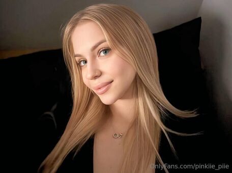 pinkiie_piie Голе фотографије OnlyFans 72