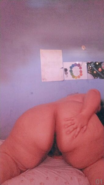 Pixie-aldi Голе фотографије OnlyFans 26