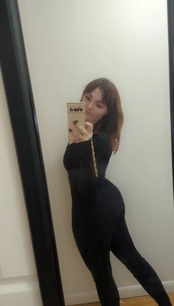 PixieAmaryllis Голе фотографије OnlyFans 20