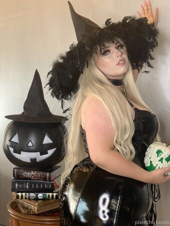 pixiechickxoxo Голе фотографије OnlyFans 75