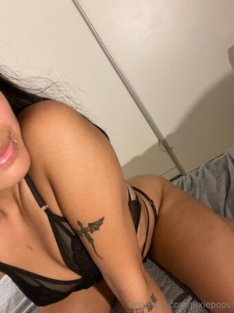 pixiepops Голе фотографије OnlyFans 21