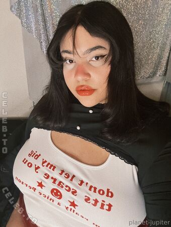 Planet-Jupiter Голе фотографије OnlyFans 31